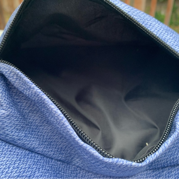 Disney backpack with computer pocket - Picture 4 of 7